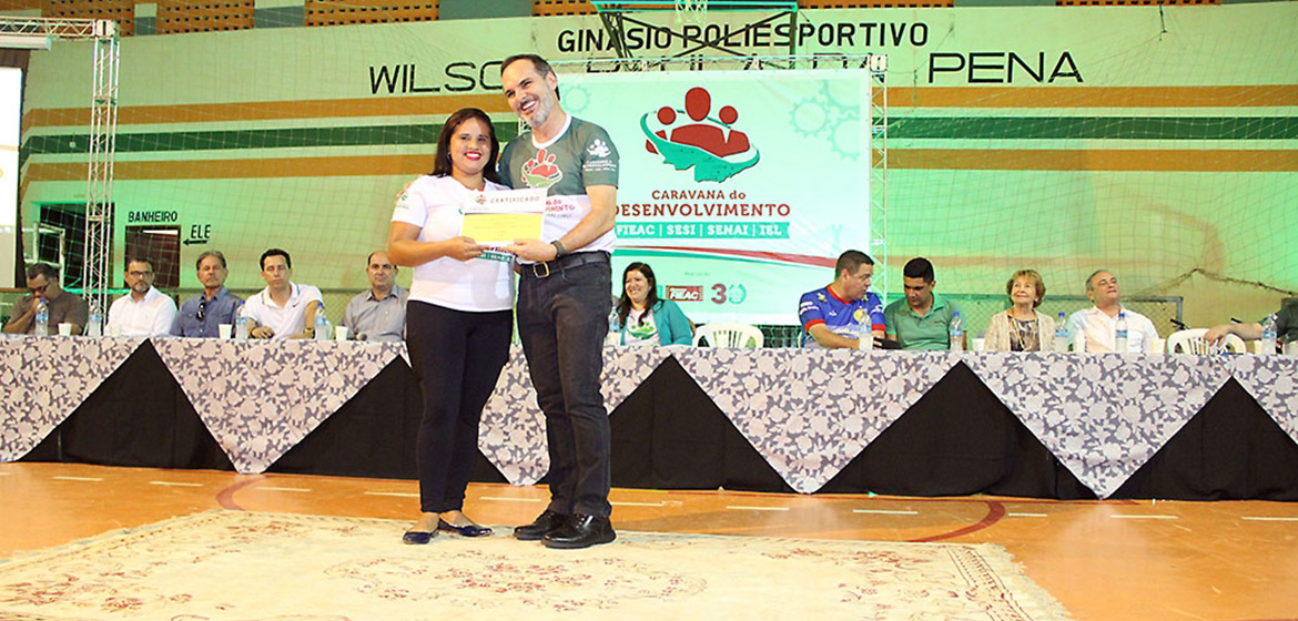 Dia da Indústria é celebrado com certificação de alunos da Caravana do Desenvolvimento 