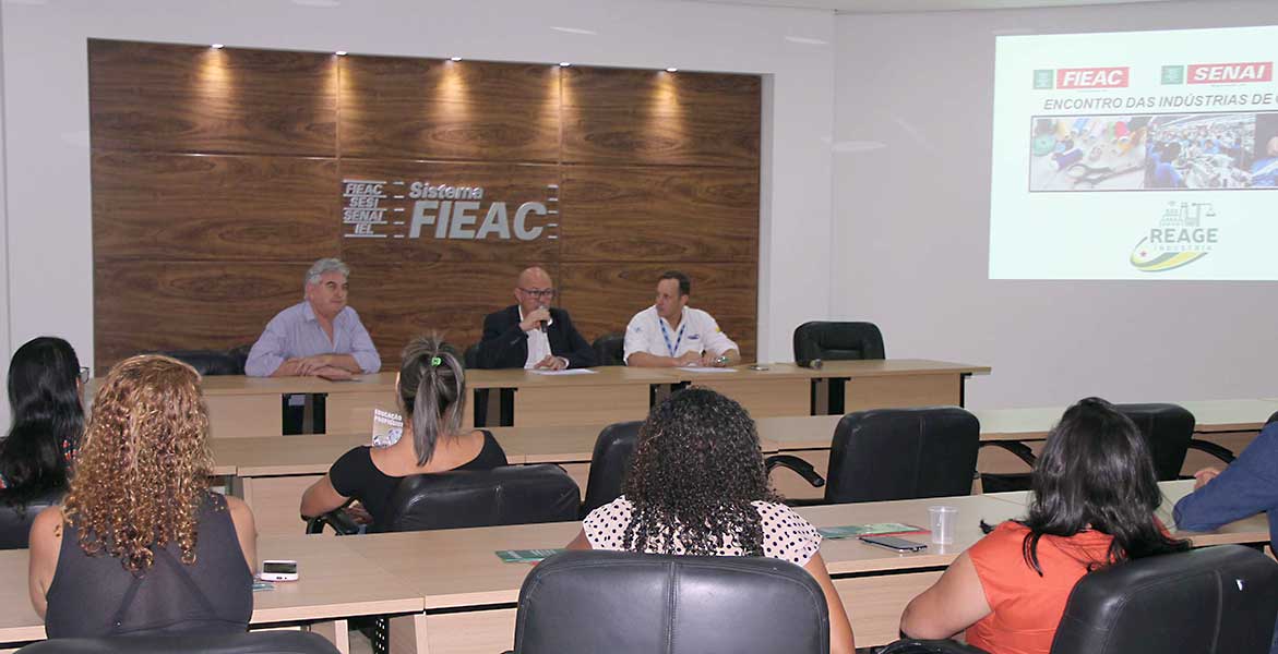 Encontro das indústrias de confecções é realizado na FIEAC