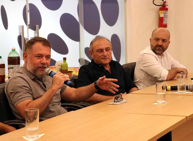Sinpal apresenta produtos da indústria de alimentos ao prefeito e secretários de Rio Branco