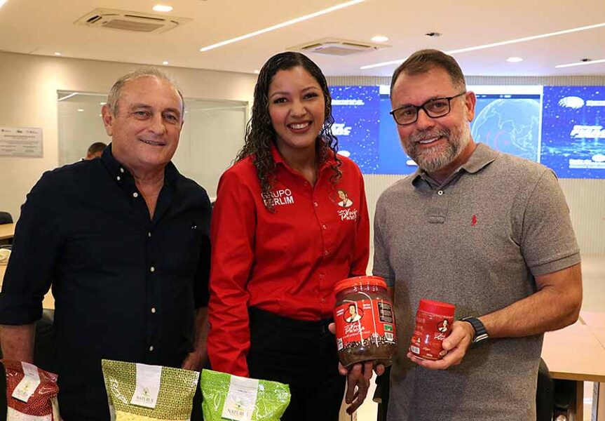 Sinpal apresenta produtos da indústria de alimentos ao prefeito e secretários de Rio Branco